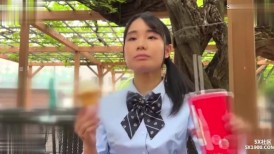 FC2 4269710 ※初回数量限定※★貧乳・フィギュアスケート選手★ちか18歳★絶倫おじさんと制服着たまま「性的」レッスン受けました【中出し＆顔射】 [有]
