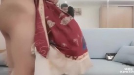 漂亮美眉吃鸡啪啪 后面还是前面 不知道 啊啊不行了 逼毛浓密身材苗条长相甜美讷讷的很可爱