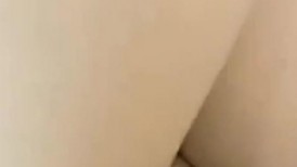超漂亮的小美女被小哥狂插喷水BB还是粉嫩粉嫩的