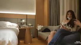 神剑探花约高素质牛仔短裙外围妹子 深喉口交 上位骑乘扭动小腰