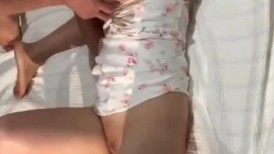 熟女人妻吃鸡啪啪 我的逼紧不紧 啊啊猛插我的蜜穴浪逼 我的逼骚不骚 在家被无套输出