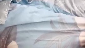 极品尤物新人女神！高颜值又很骚！埋头吃大屌口活棒，大屌慢慢插入好紧好热