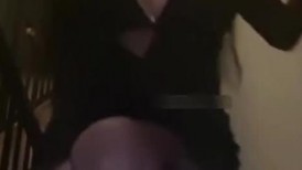 熟女控必备！露脸才是王道！韵味十足白皙风骚阿姨【风情丽姐】私拍，道具紫薇与干儿子各种性爱自拍1