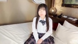 FC2 4334766 [最新作品] [黑发整洁美女x第一大鸡巴]无辜的三希酱性经验太少，从头到尾都很困惑♡她因陌生的外表而兴奋，动态射精♡