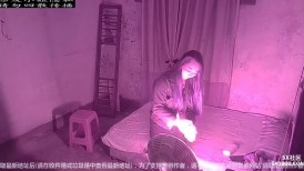 100元快餐房极品气质一线天馒头逼美少妇服务一流，像是刚放出来的猴急男说有B水里面太好了，肏出呻吟声，清晰对话1
