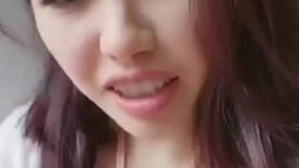 《姐弟乱伦》上高三的弟弟对女性的身体非常好奇为了让弟弟安心考试姐姐满足了弟弟的要
