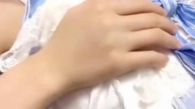 清纯小仙女水星记啪啪全程lo鞋 小萝莉蜜桃臀轻轻一草就像被捅穿了一样 又夹又软的呻吟让人上头