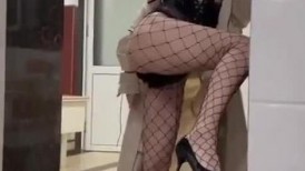 【淫荡母狗】兔兔好闺蜜【健身婊】野外婚纱唯美 公共卫生间露出1