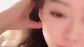 第一粉穴网红女神 白皙皮肤 超粉嫩穴揉搓 屁股抹油亮亮 无毛美穴