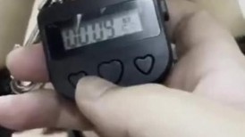 土豪定制，极限露出人气女神【爱吃菠萝】私拍，男公厕捆绑挑战，全裸街边行走，与摄影师户外四处做爱1