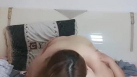 ❤️❤️淫荡小少妇，168CM长腿，吊带灰丝，老公好想要，后入猛怼蜜桃臀，多毛骚逼骑乘，被操的很是享受