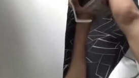 商场女厕全景偷拍多位漂亮小姐姐各种姿势嘘嘘各种美鲍轮番呈现