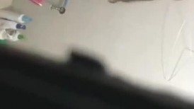 爬窗偷窥大奶美眉洗香香 这身材不错 前凸后翘 有点婴儿肥