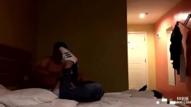 超级大瓜！迷药迷晕捡尸醉酒良家人妻到酒店被当精盆肉便器满足性欲全程记录侵犯过程！中途醒来好几次！