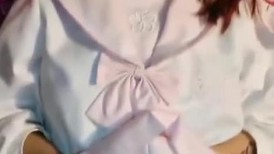 双马尾萝莉美眉 嘘小声点 怎么啦 痛 在家被大鸡吧小哥哥无套输出 内射 逼紧鸡吧太大中途尿了两次