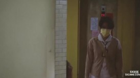 ⚫️⚫️原创实景国产剧情动作片【无疫苗下的愤怒，下班尾行入室Q奸护理师】女的不漂亮但是白虎嫩穴很顶