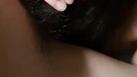 极品女友闭目陶醉舔食吸吮肉棒 温柔似水 无以伦比的触感 滚烫蜜穴插入瞬间上头 蜜臀榨汁