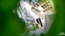 2024-6-8 新流出酒店高清绿叶房偷拍 健壮男友一边草一边喊娇小女友说你勾引我啊