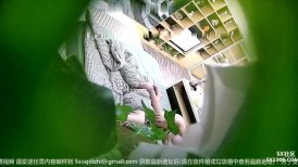 身材高挑美女 细长腿 被各种玩具插粉穴抽搐高潮迭起淫水拉丝 无套中出