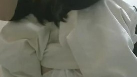 四月最新流出厕拍❤️大神潜入外语学院女厕前景露脸偷拍毛毛靓妹的卫生纸擦完鼻子和脸再擦逼