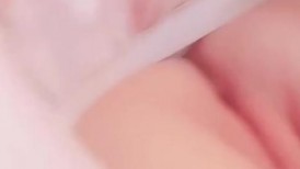 极品粉嫩一线天馒头B❤️声娇体软易推倒可爱小萝莉 稚嫩白虎美穴又粉又嫩 清纯小可爱小小年纪就这么放荡
