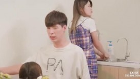 国产av-102NTR姊妹丼女高中生的誘惑