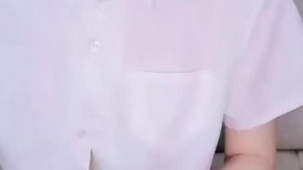 ❤纯欲系甜美少女，JK装吊带丝袜，扒开丁字裤自慰，震动棒抽插小穴，淫水流出，翘起屁股诱惑