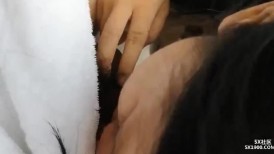 刚高考完的JK女高学妹 被金主爸爸带到酒店戴上项圈狗链调教，穿着真空JK制服就是为了爸爸翻起来直接草 一线天嫩穴被无套内射