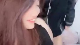 清纯00后嫩妹妹，姐妹花一起自慰，外表甜美清纯，互揉大屁股，掰开嫩穴，非常紧致，没怎么开发过