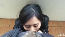 极品反差婊 爱吃肉棒的娇小女友，嫩逼被舔得，舒服的叫声，缠绵恩爱，初恋滋味！