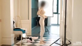 ⚫️⚫️顶级女模私拍，真实写照社极品S级身材小姐姐，全裸试换多套情趣制服②，坚挺美乳无毛一线天鲍鱼4K画质美轮美奂