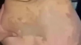 好好好 这么玩穿越火线是吧 椅子玩出出新高度 电竞椅上骑马像耍酷