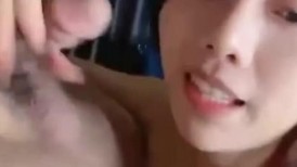 漂亮美女 你快点硬啊今天操死你 你慢点我受不了 舔菊花吃鸡上位骑乘全自动不让小哥操 很快就机械 无套内射