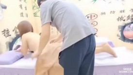 【酒后按摩】闺蜜跟我喝多后去按摩，结果被他妈的按摩技师给强奸了