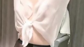 极品御姐魔鬼身材！堪比办公室女秘！ 丝袜高跟美腿！是个正常男人看了都想干她！
