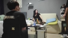 漂亮大奶小姐姐 一夜情聊什么感情 你要观战吗 看也要给钱 你体力不行啊 性格开朗爱笑 吐槽小哥不够猛 上来猛怼几下就射了