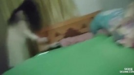 漂亮小姐姐 哥们今天运气好 路边吃快餐碰到170大长腿颜值不错的妹子 抱着腿一顿猛插 很快缴械