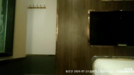 真实探访 足疗按摩店偷拍 重金利诱 女技师 骚舞挑逗 摸奶 打飞机 脱衣漏臀 (1)