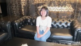 FC2 4499801 正版援助！某名牌大学医学院的8岁学生在大雨中在户外，X之前除了接吻和自慰之外从未有过性行为……他想尝试的性行为是公共性行为和肛交…… 。