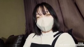 FC2 4499890 990pt 截止22日\!!! *第一次拍摄 - 美胸星巴克员工学生“我不想被拍照，但是......”我成功地拍摄了她不情愿的女朋友。学生真的很缺钱。