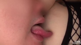 FC2 4503090 990pt 直到25日\!!! *一个苗条的女男友抚摸她的脸，他们分手了。她被大鸡巴打碎了，一根很粗的鸡巴被拧进了她的嘴里。 ” 大公鸡 Aniki 浓稠浑浊的精子 怀孕被证实。