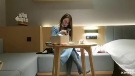 漂亮小姐姐 你用力抓我 我喜欢蛮一点 啊啊快一点再快一点 身材苗条 喜欢小哥用力抓着奶子被快速猛操娇喘连连