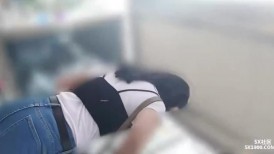7-12迷奸新片强推！【MJ蜜桃臀紧身牛仔裤美少妇】下药够猛，迷药春药！大胸少妇被轮操的 死去活来