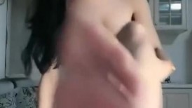 淫荡车模！【CX小宝贝】，妩媚车模全裸诱惑惹男人操 丝袜足交 吃鸡啪啪 主动骑乘 后入