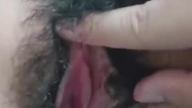 小情侣日常爱爱流出 妹子身材颜值都不错 奶子大毛毛浓密 鲍鱼粉嫩 被无套输出 贵在真实