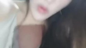 黑丝伪娘 好痛 根本坐不下去太疼了 好久没有做了 周末约个大鸡鸡小哥哥奖励一下自己 骚逼插的巨痛