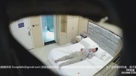 安防酒店摄像头偷拍 眼镜男出差幽会在外地读大学的小姨子干了一个多小时精疲力尽