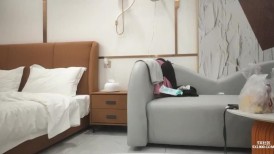 小哥酒店重金约炮极品大长腿美少妇玩69各种啪啪