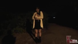 FC2 4517730 [太可爱女朋友的奇闻趣事] 无码！我很高兴能去南方旅行！令人尴尬的暴露乳房和阴部暴露以及有限的性交，阴部因户外鸡巴抽动而变得粘稠，并以女牛仔和传教士姿势连续被操两次