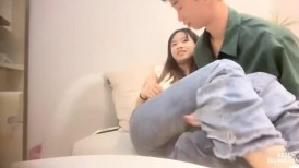 瘦猴探花约草青春妹子 激情四射嫩妹就是好 (2)